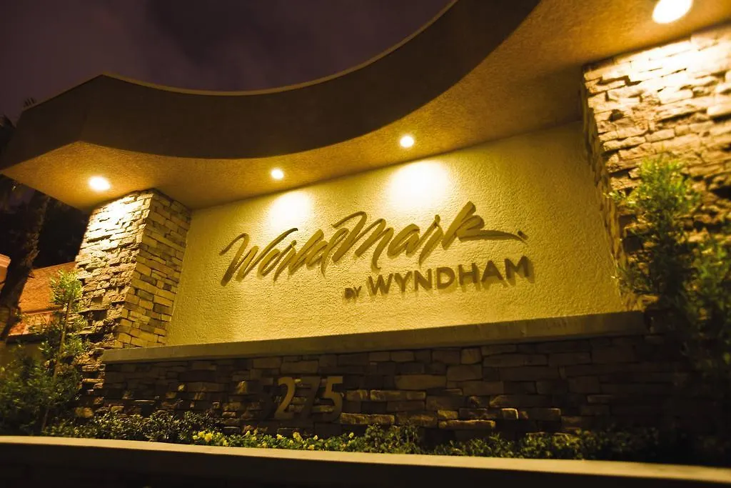 Worldmark Las Vegas Tropicana 3*,