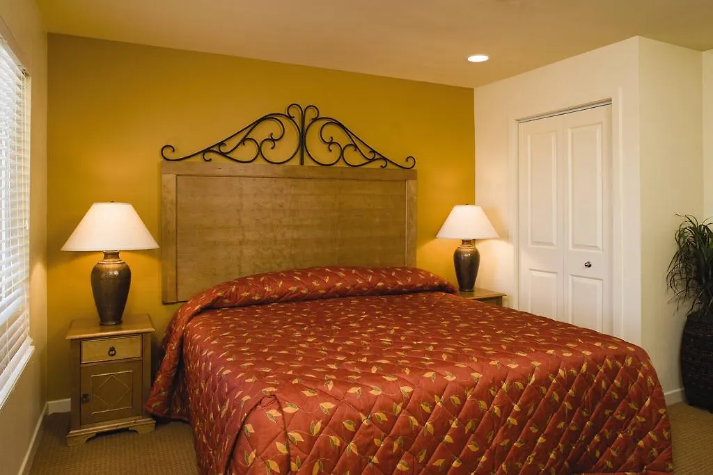 Worldmark Las Vegas Tropicana 3*,